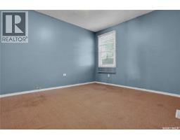 161 Lillooet Street E, Moose Jaw, SK S6H4S6 Photo 15