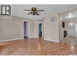 Mud room - 161 Lillooet Street E, Moose Jaw, SK S6H4S6 Photo 8