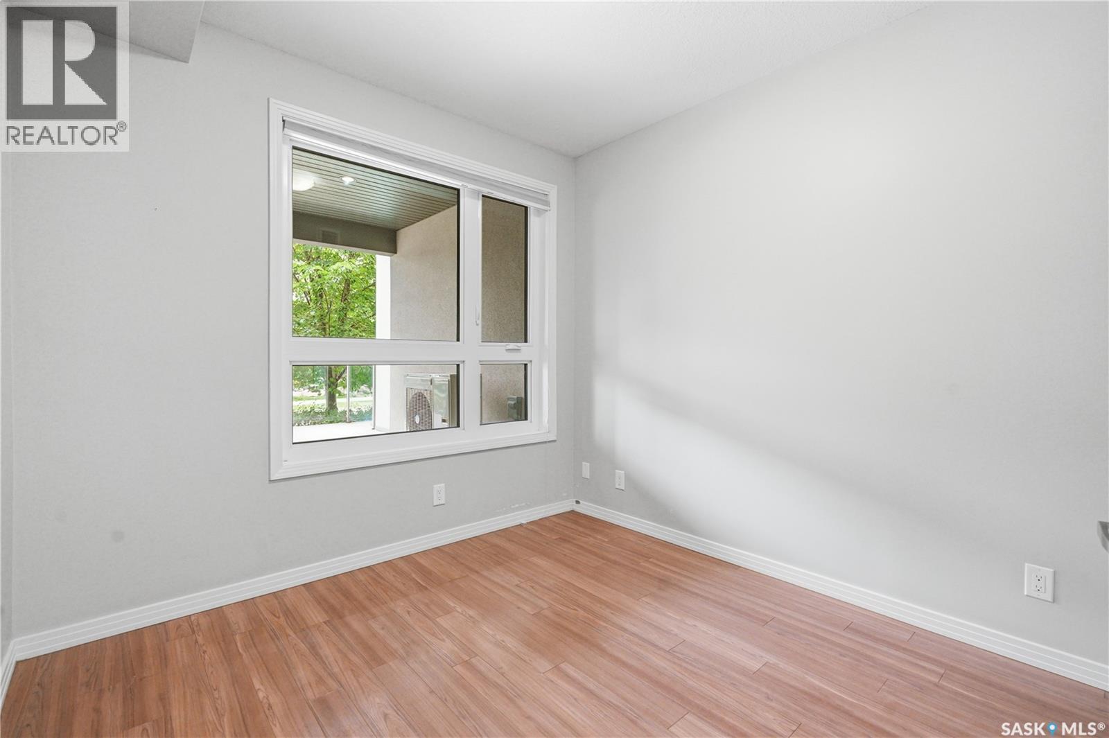 #119 235 Evergreen SQUARE - 19