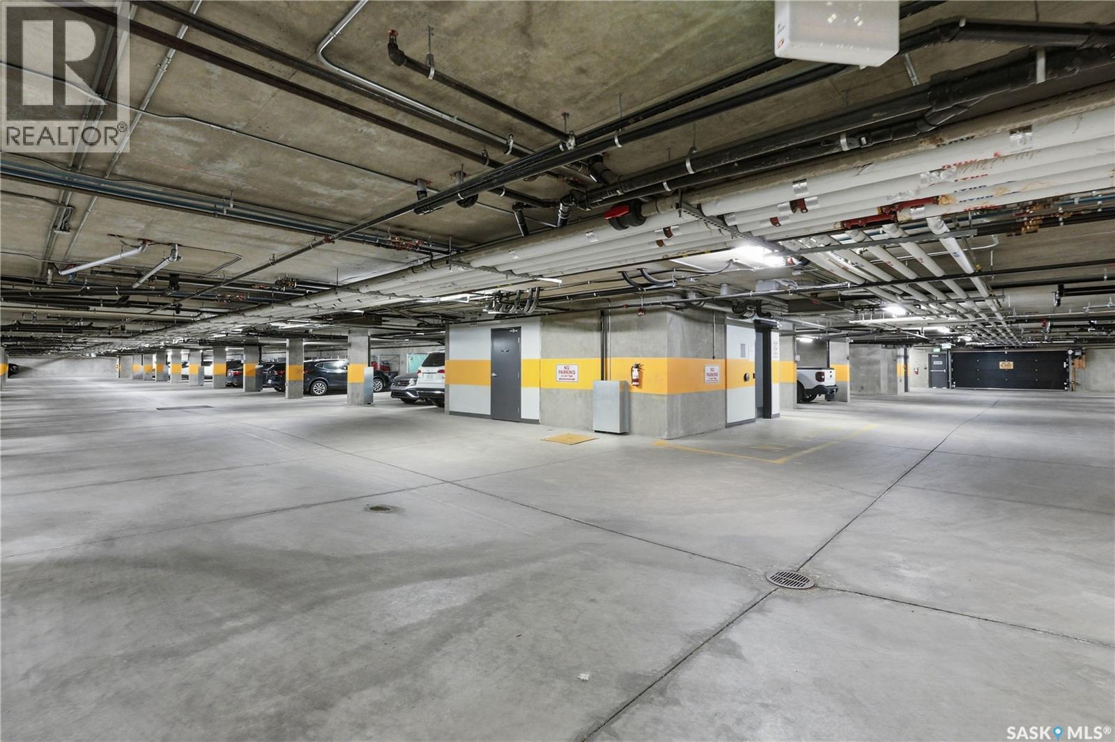#119 235 Evergreen SQUARE - 26