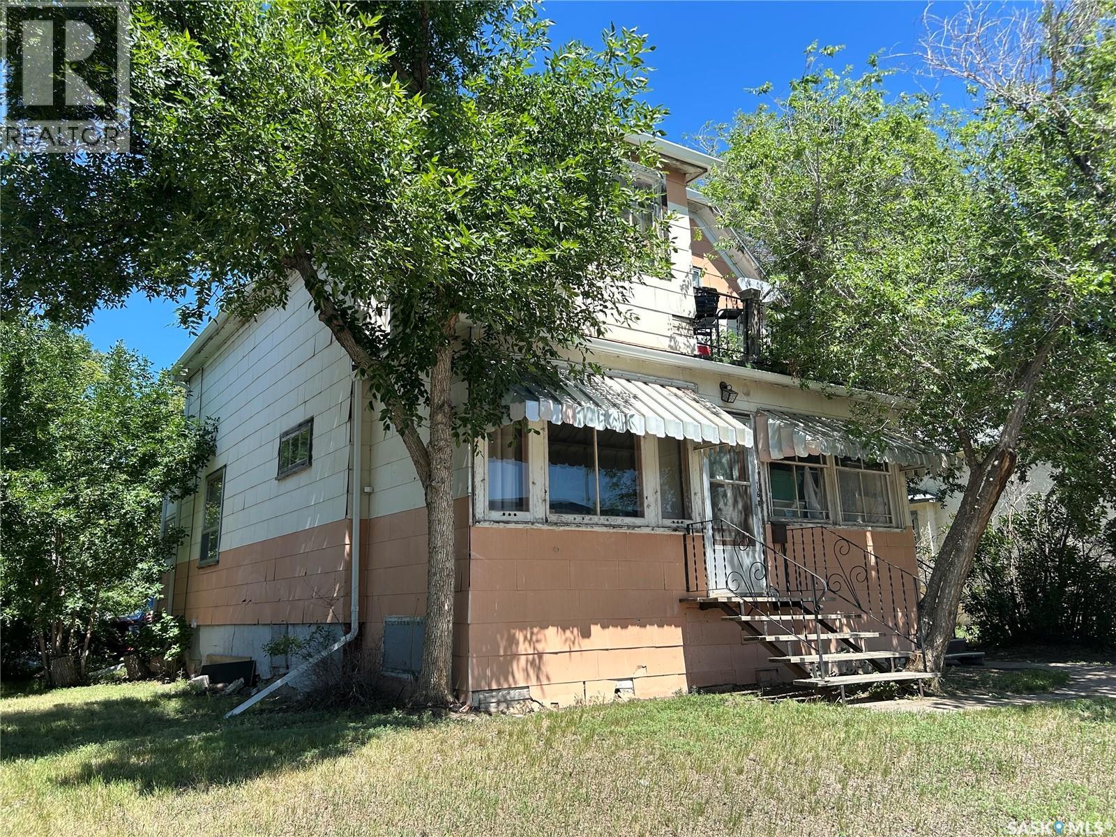 168 Athabasca STREET W - Image 2