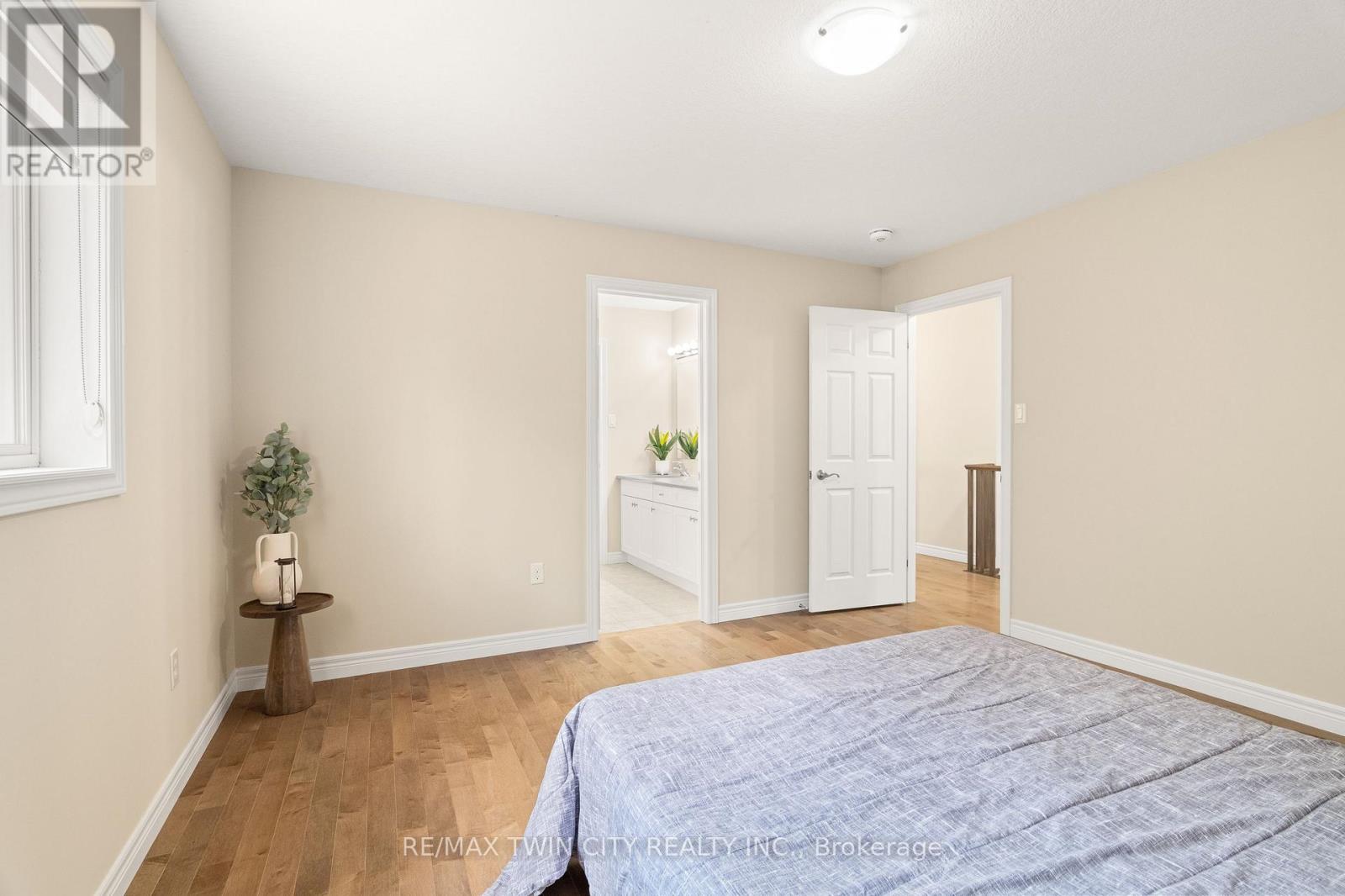 369 RIVERTRAIL AVENUE - Image 27