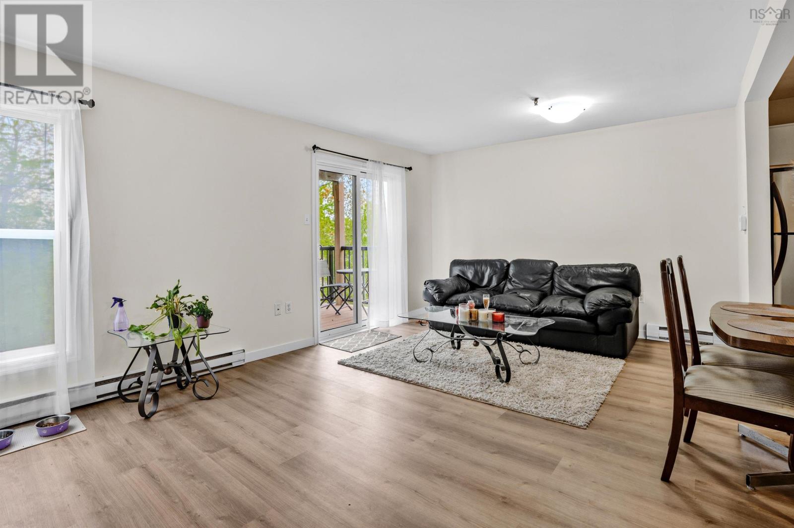 #101 75 Collins Grove - 4