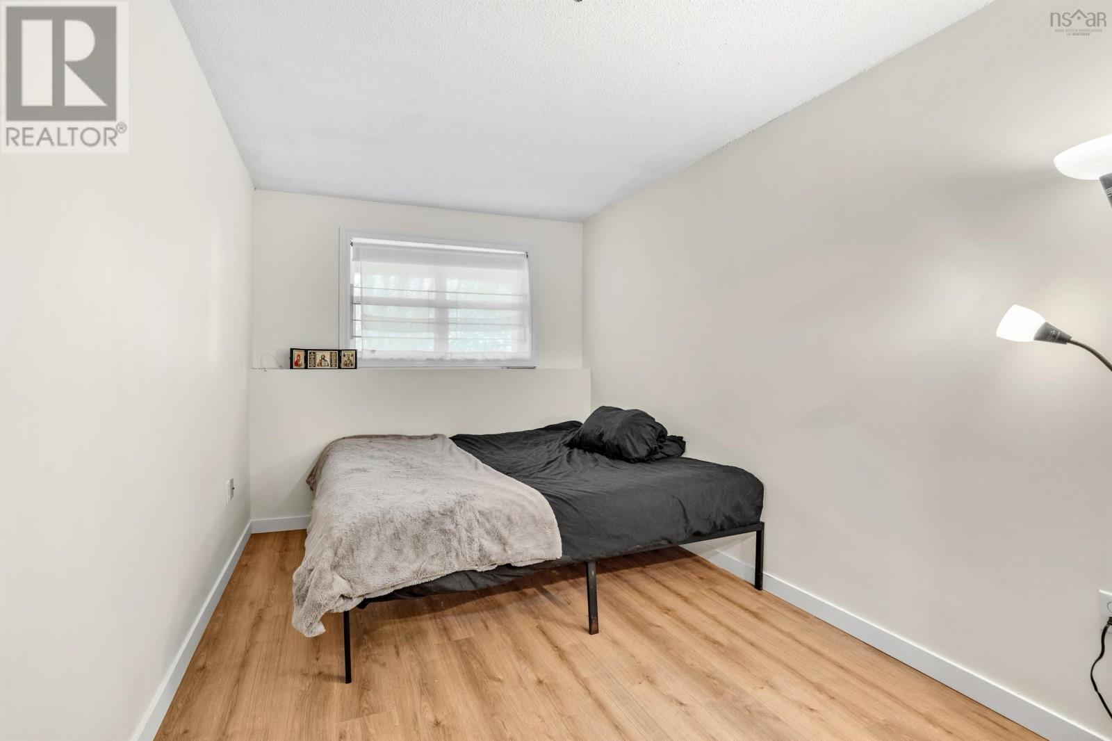 #101 75 Collins Grove - 16