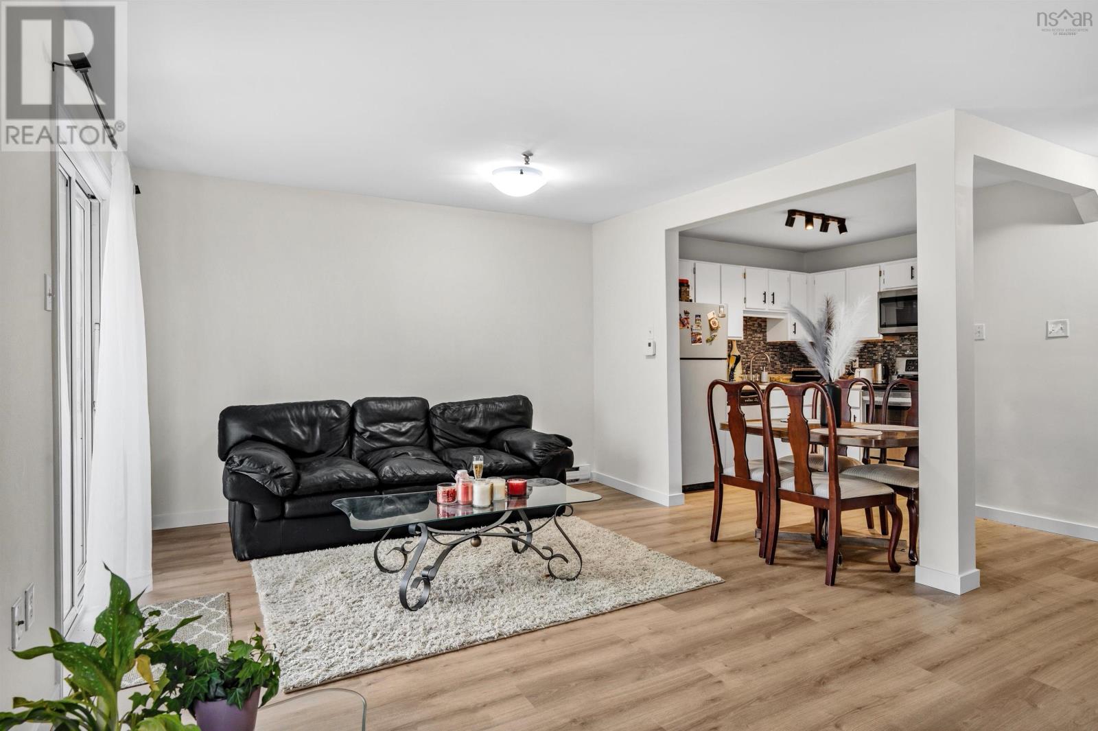 #101 75 Collins Grove - 3