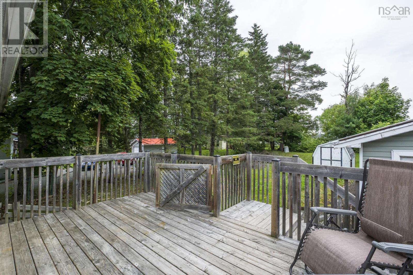 5 Sunnyhill Drive - 23
