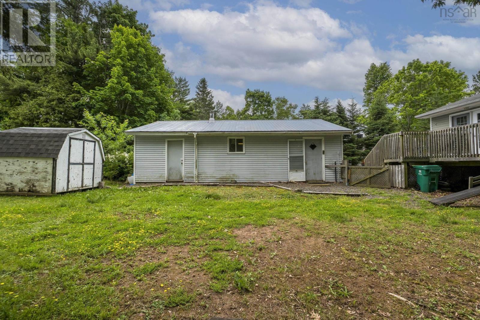 5 Sunnyhill Drive - 28