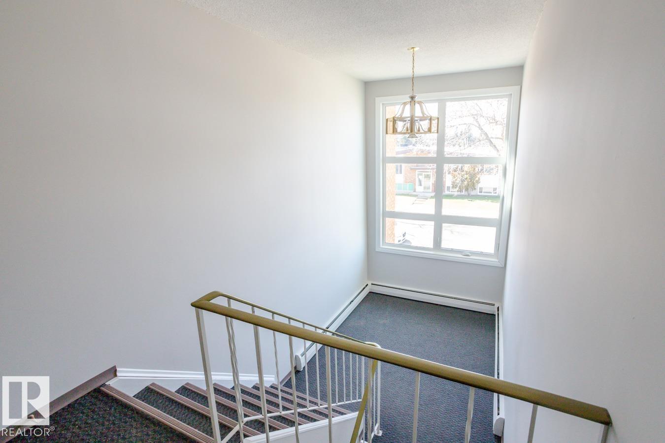 #302 11045 132 ST NW - 24
