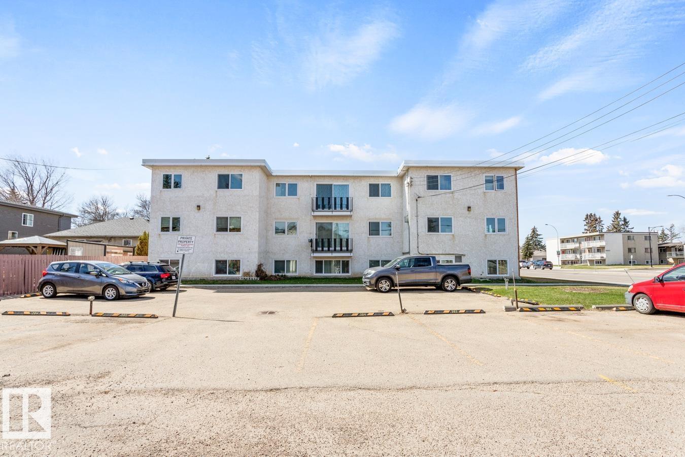 #302 11045 132 ST NW - 32