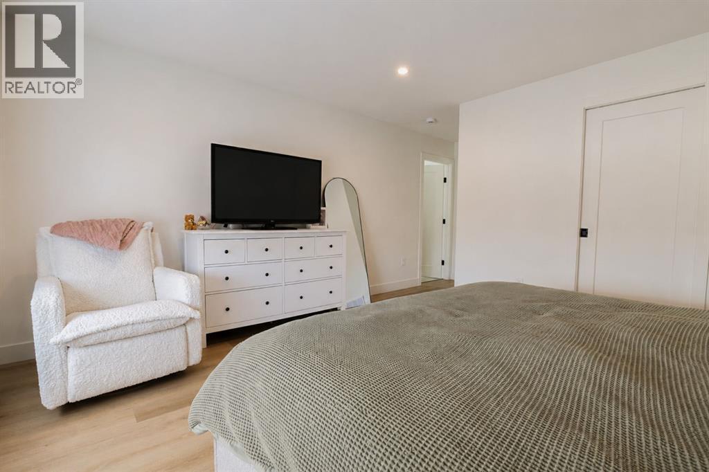 10501 148 Avenue - 21