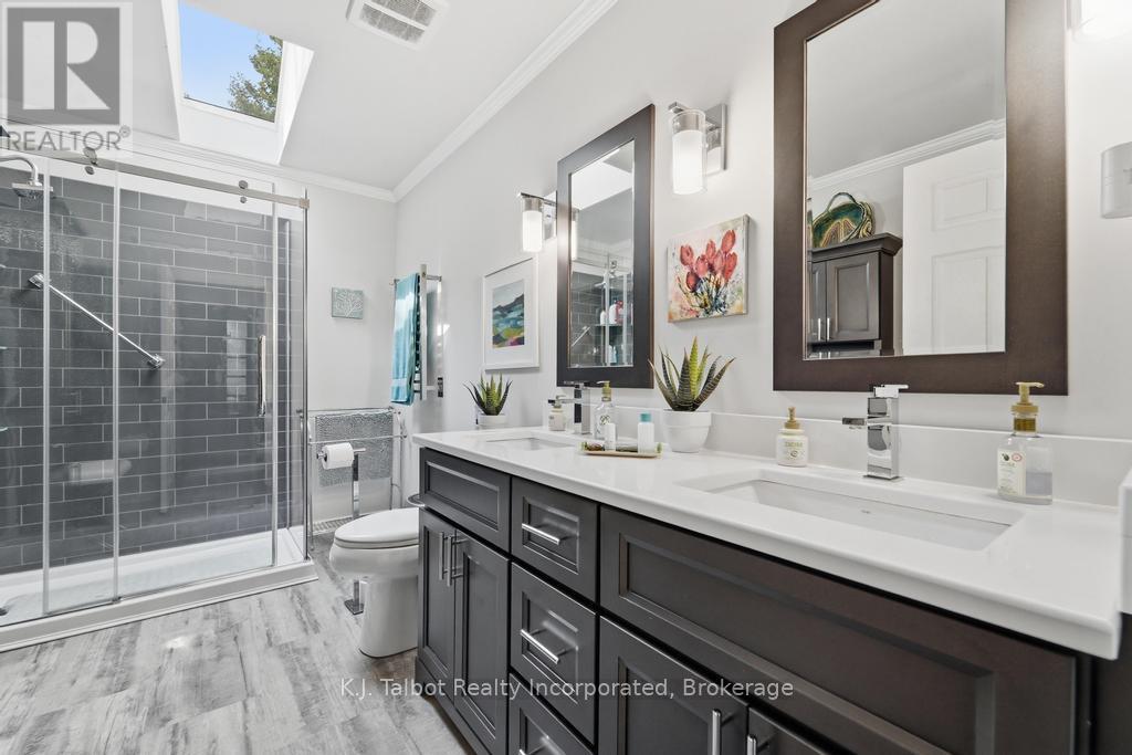 6 DAVID STREET E - 23