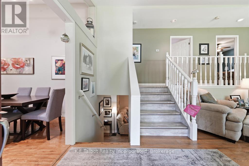 6 DAVID STREET E - 5