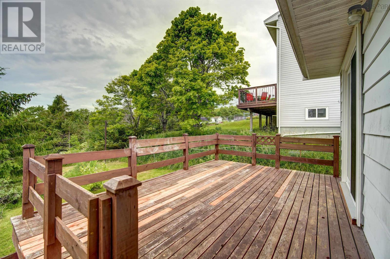 111 Dorothea Drive - 11