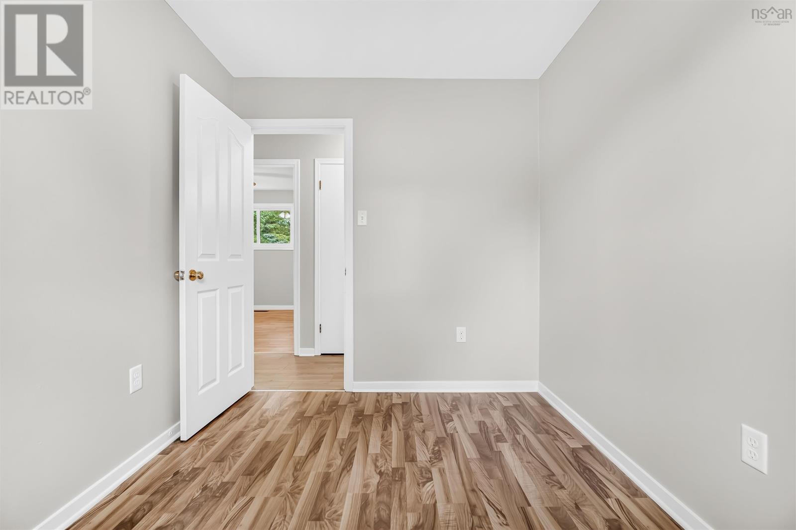 111 Dorothea Drive - 32