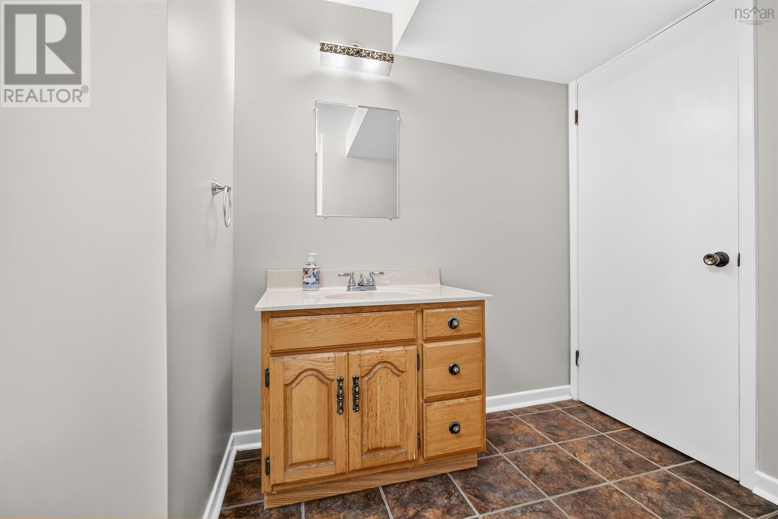 111 Dorothea Drive - 49