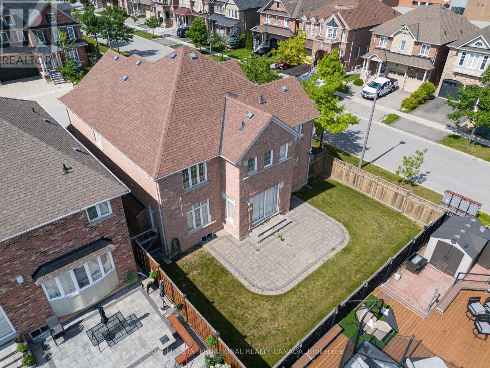 1 HERBERT WALES CRESCENT - 39