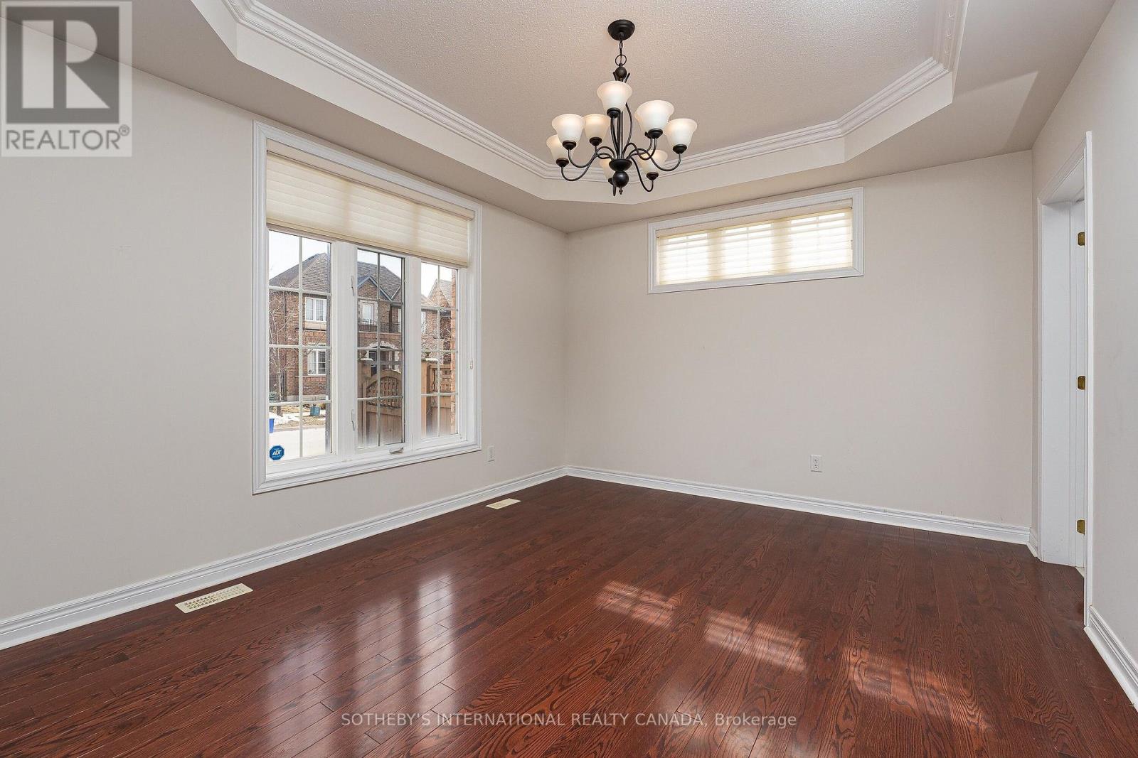 1 HERBERT WALES CRESCENT - 6