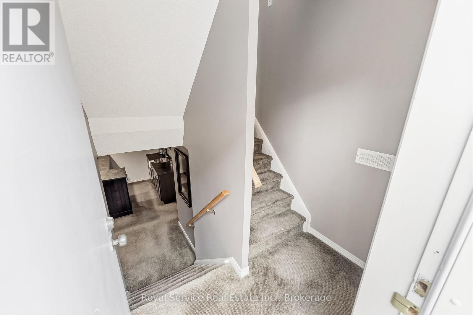 116 AVONDALE DRIVE - 29