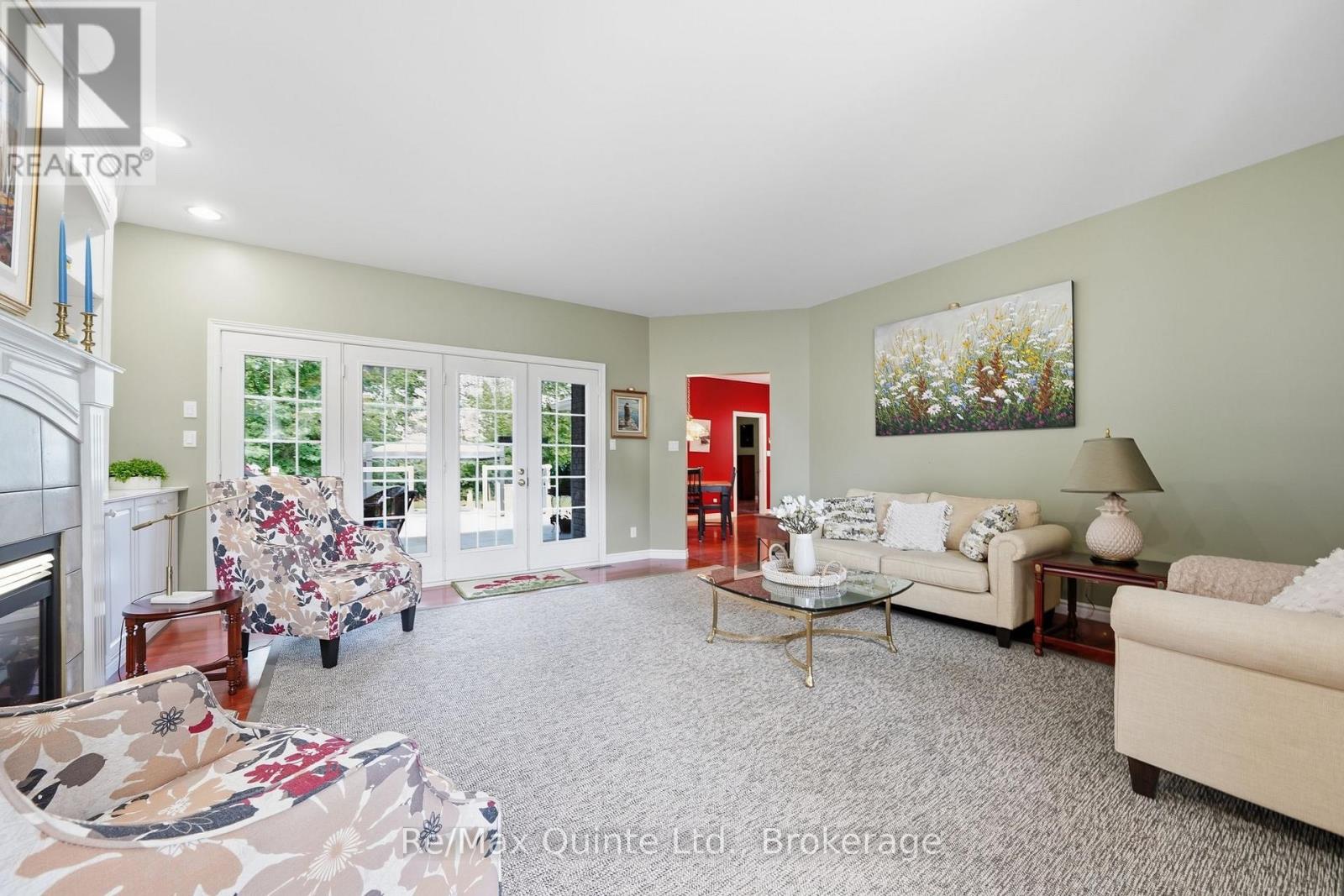 35 PENNY LANE - 13