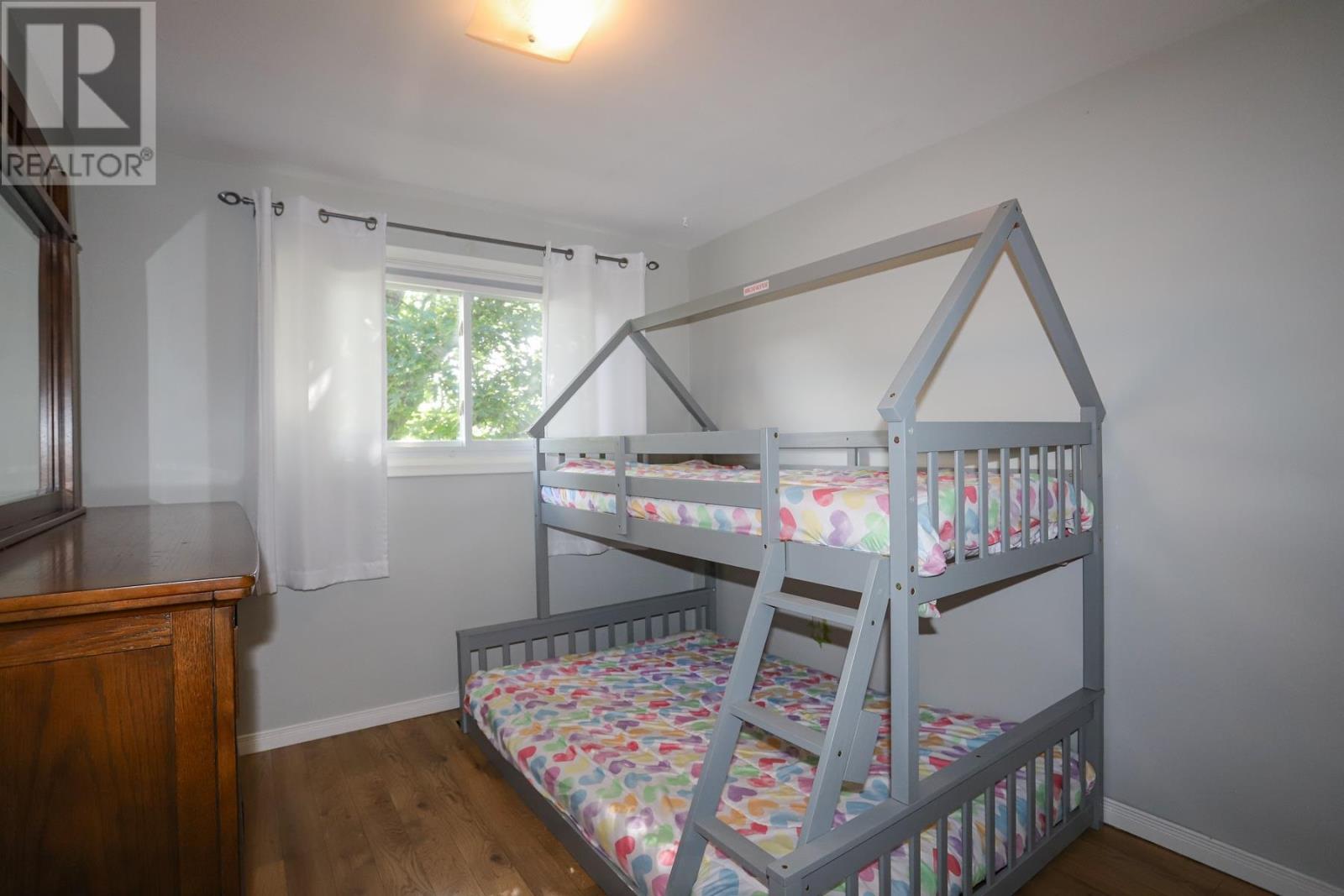 74 Grandriver CRES - 20