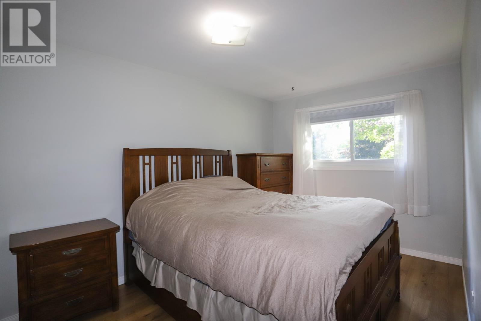 74 Grandriver CRES - 22