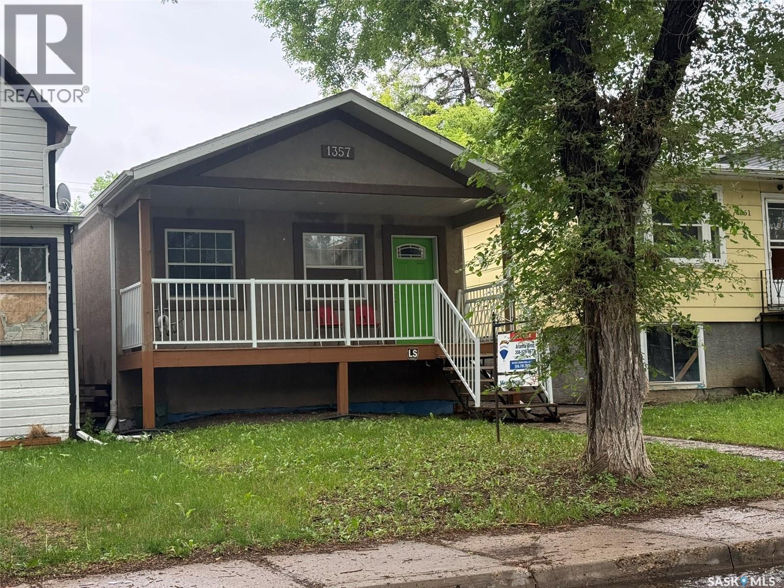 1357 Rae STREET - 2
