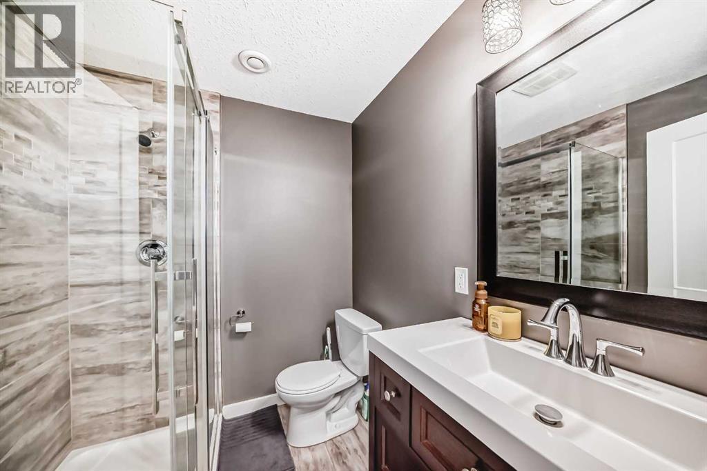 6 Canals Court SW - 42