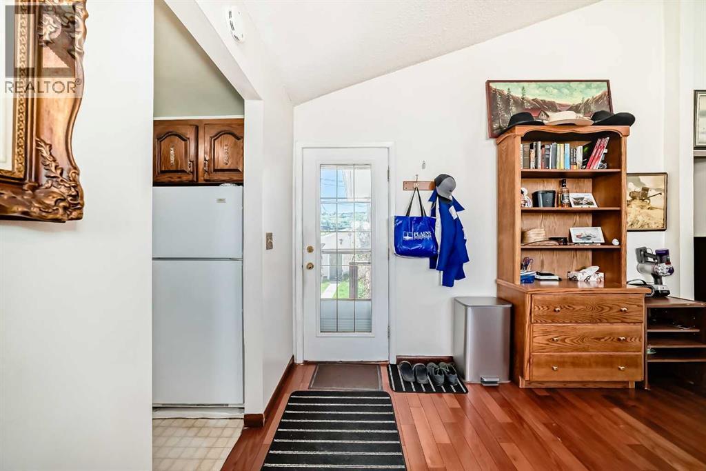 4407 Bowness Road NW - 6