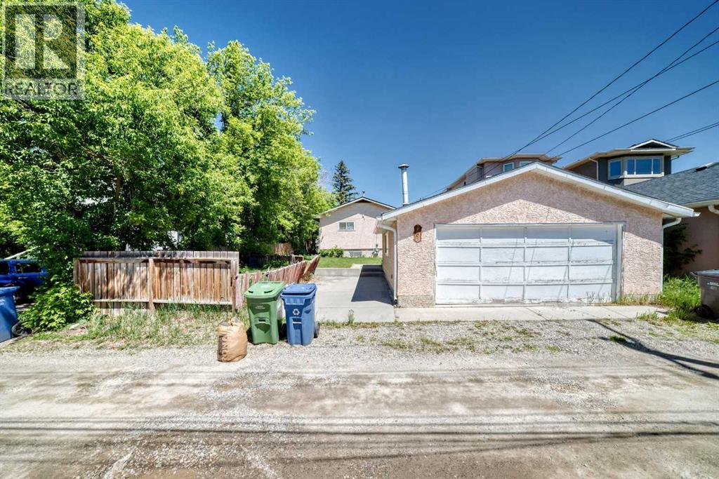 4407 Bowness Road NW - 30