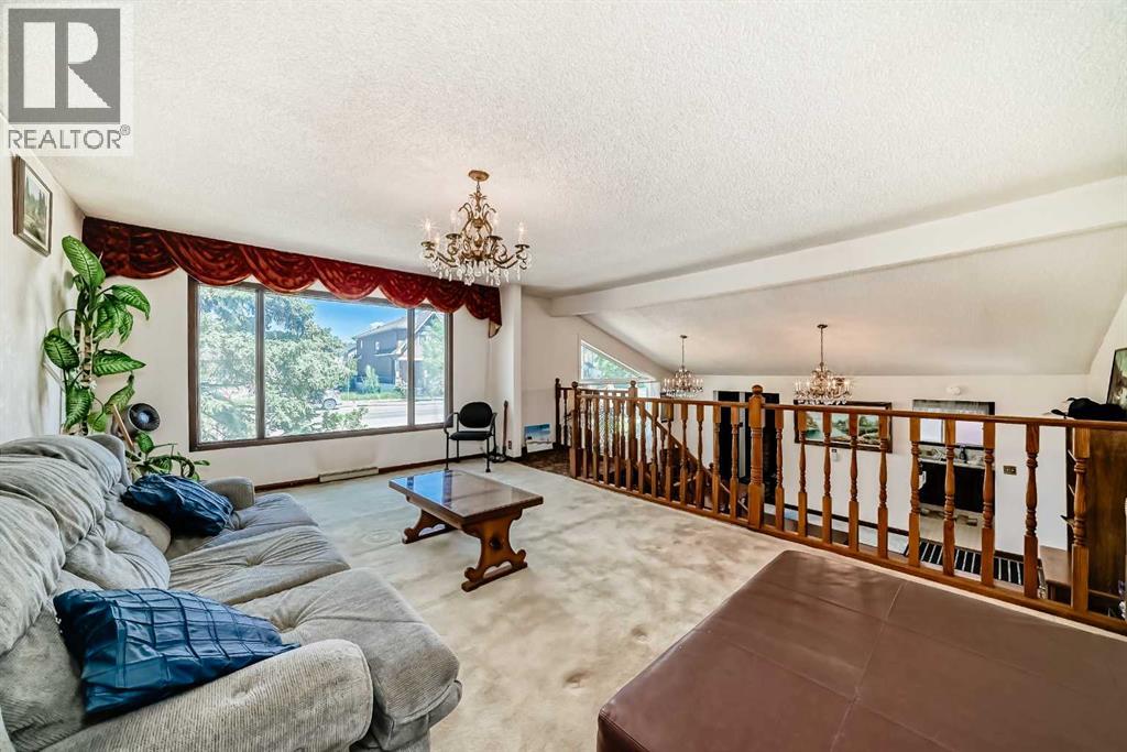 4407 Bowness Road NW - 16