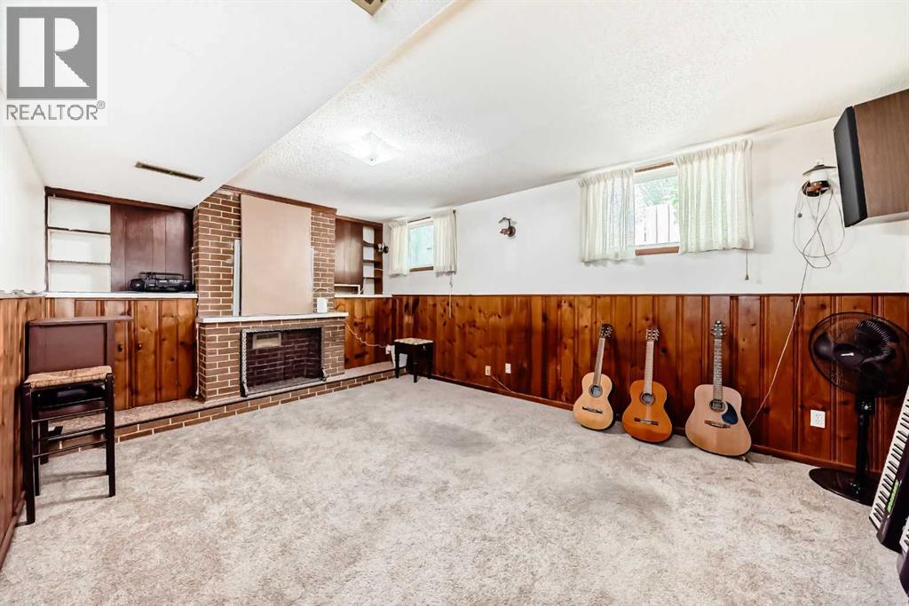 4407 Bowness Road NW - 19