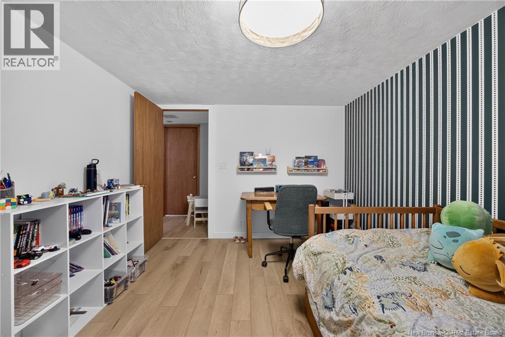 6 Lillian Lane - 41
