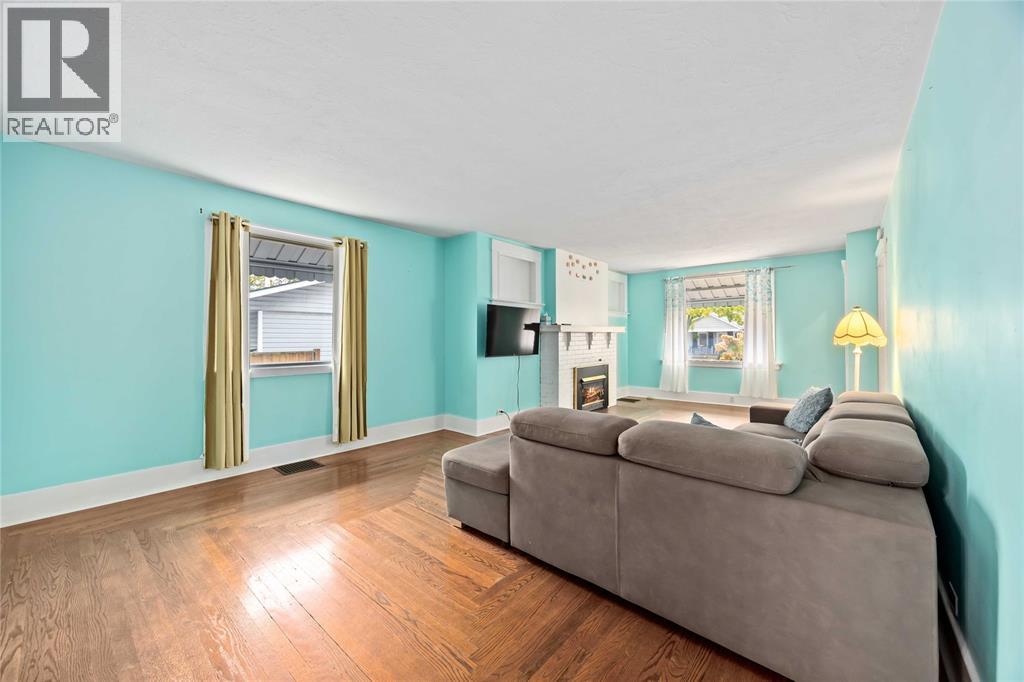192 PENROSE STREET - 3