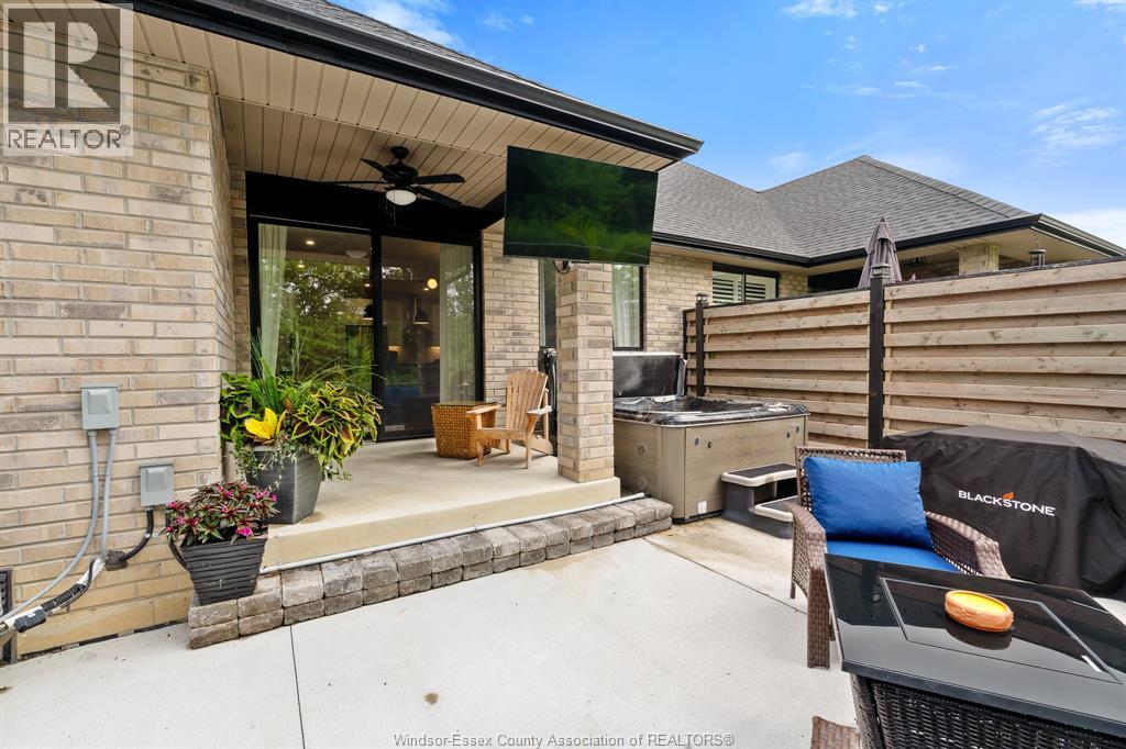 223 Livingstone CRESCENT - 37