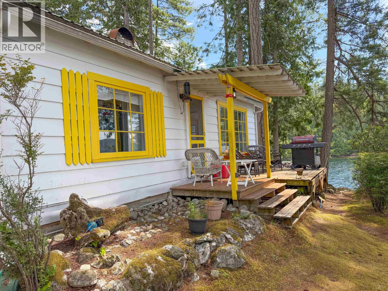 311 ARTHUR ROAD, Gambier Island