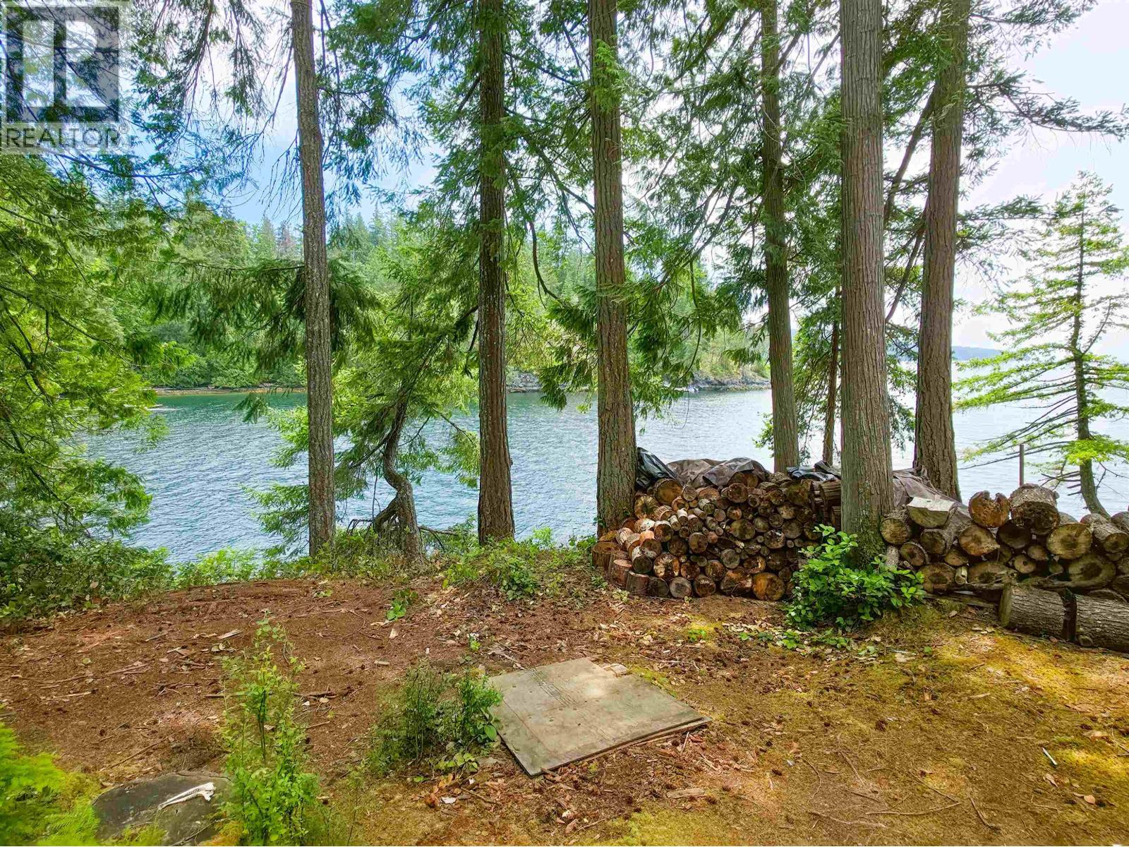 311 ARTHUR ROAD, Gambier Island