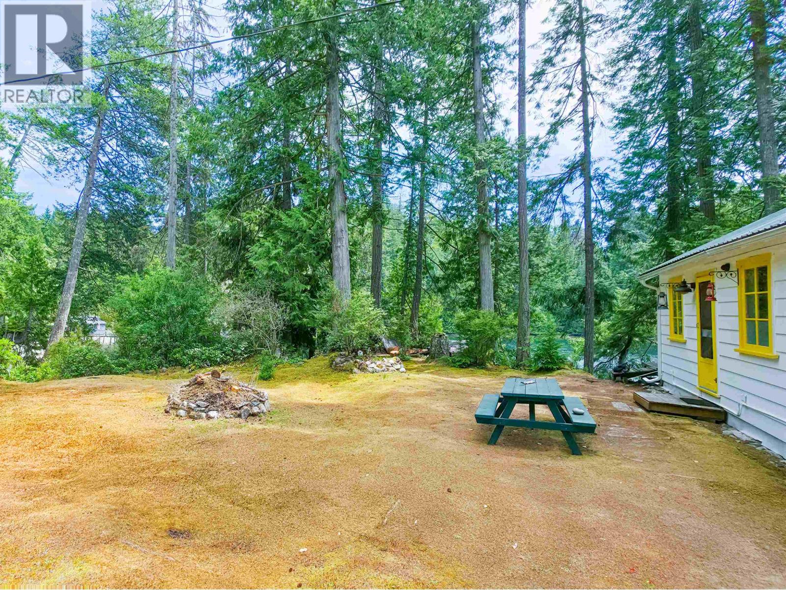 311 ARTHUR ROAD, Gambier Island