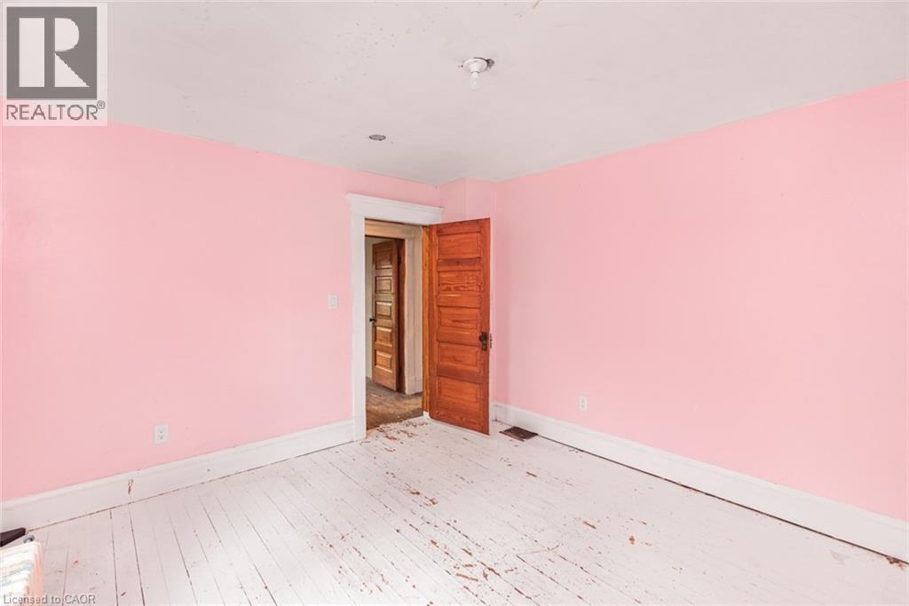 530 KING Street - 32