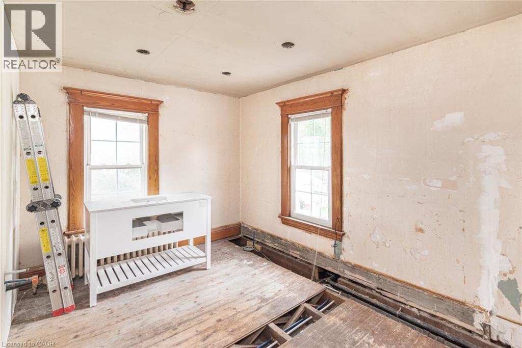 530 KING Street - 35
