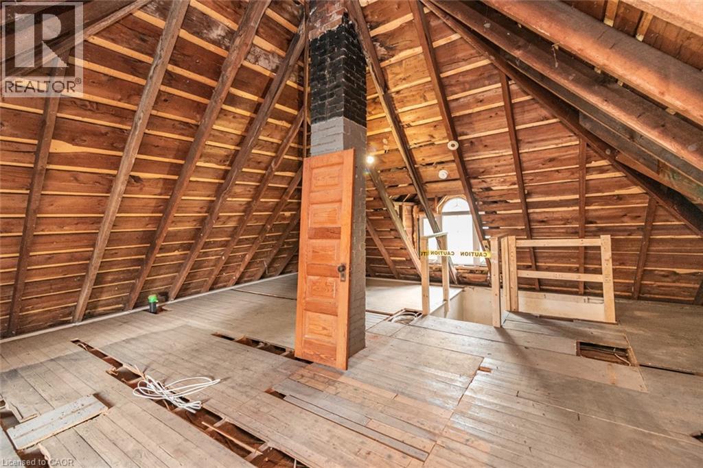 530 KING Street - 40