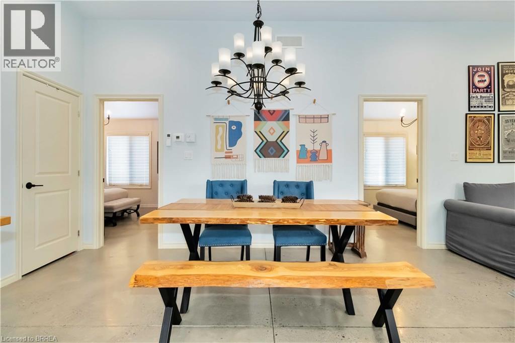 232 PARIS Road - 36