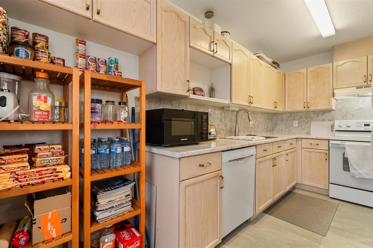 204 46000 FIRST AVENUE, Chilliwack Downtown, Chilliwack