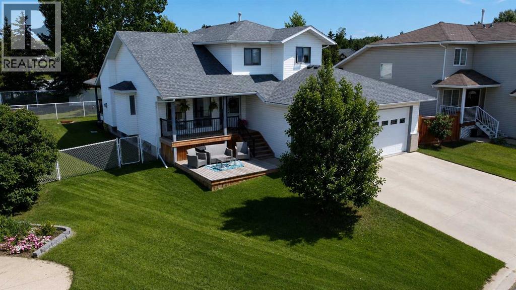 804 Cherry Crescent - 1