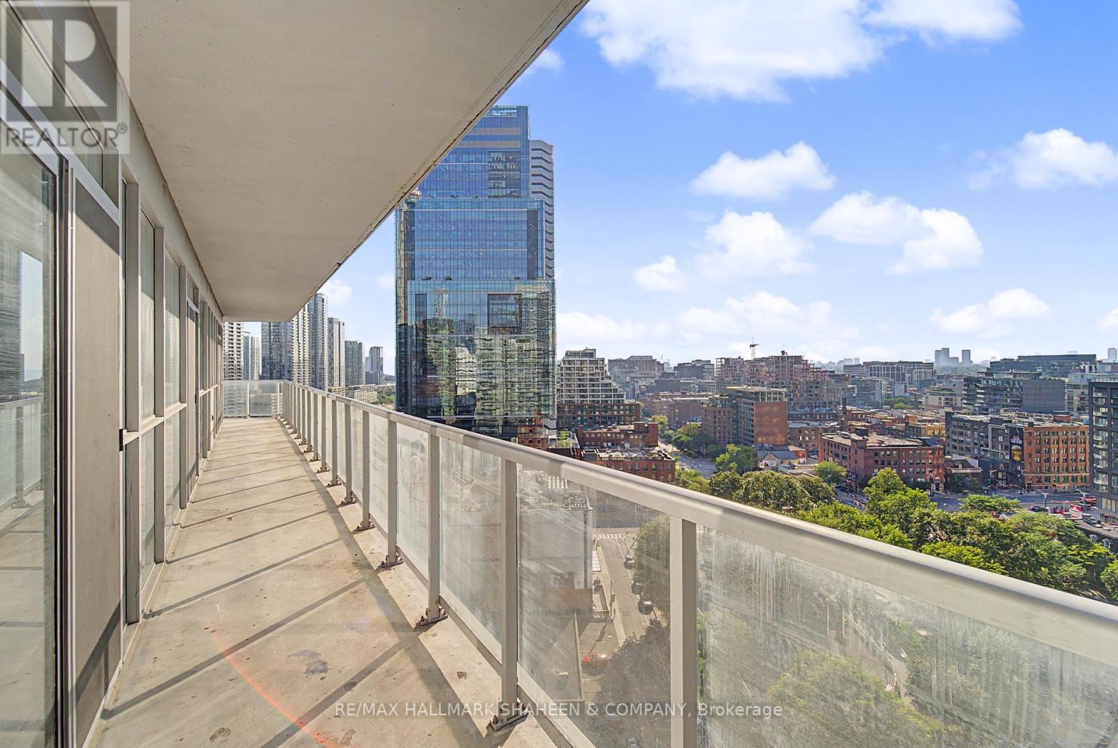 #1815 352 FRONT STREET W - 28