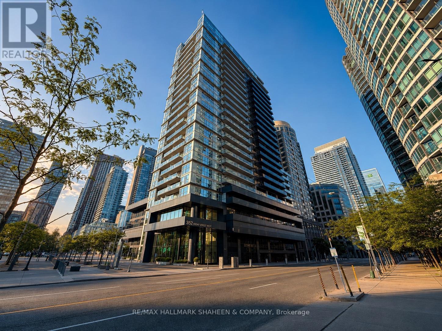 #1815 352 FRONT STREET W - 38