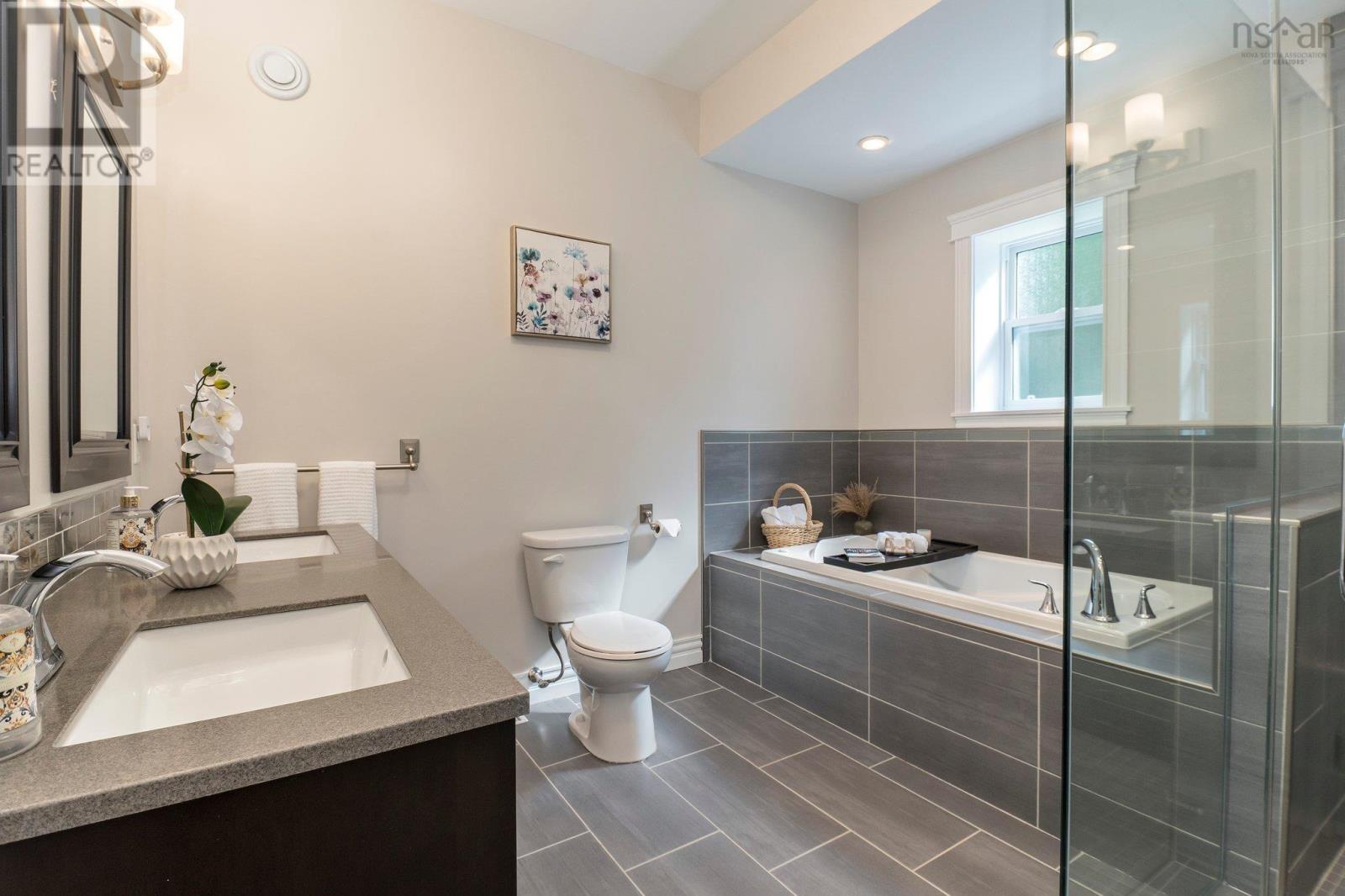 331 Masons Point Road - 24