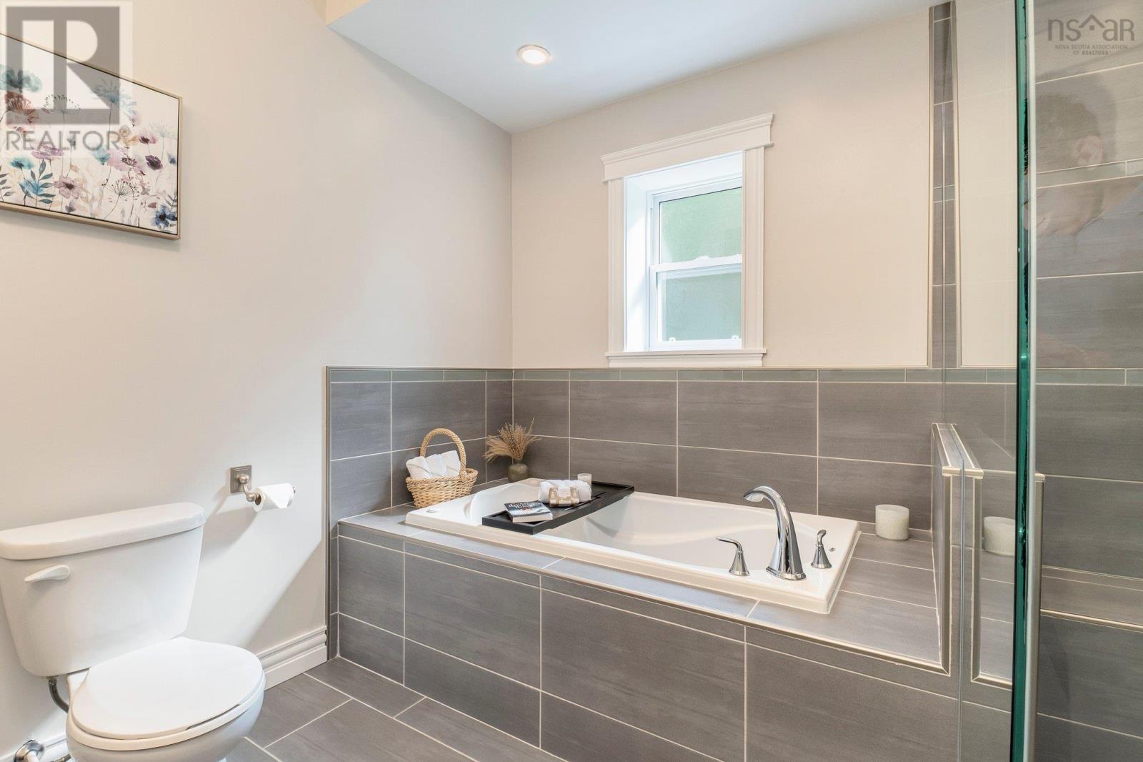 331 Masons Point Road - 26