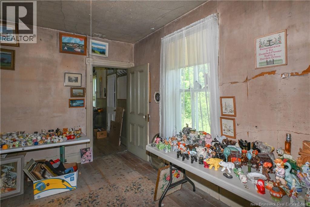 325 rue Savoie Ouest - 18