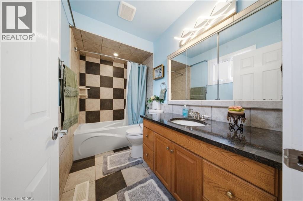 106 MEMORIAL Drive - 18