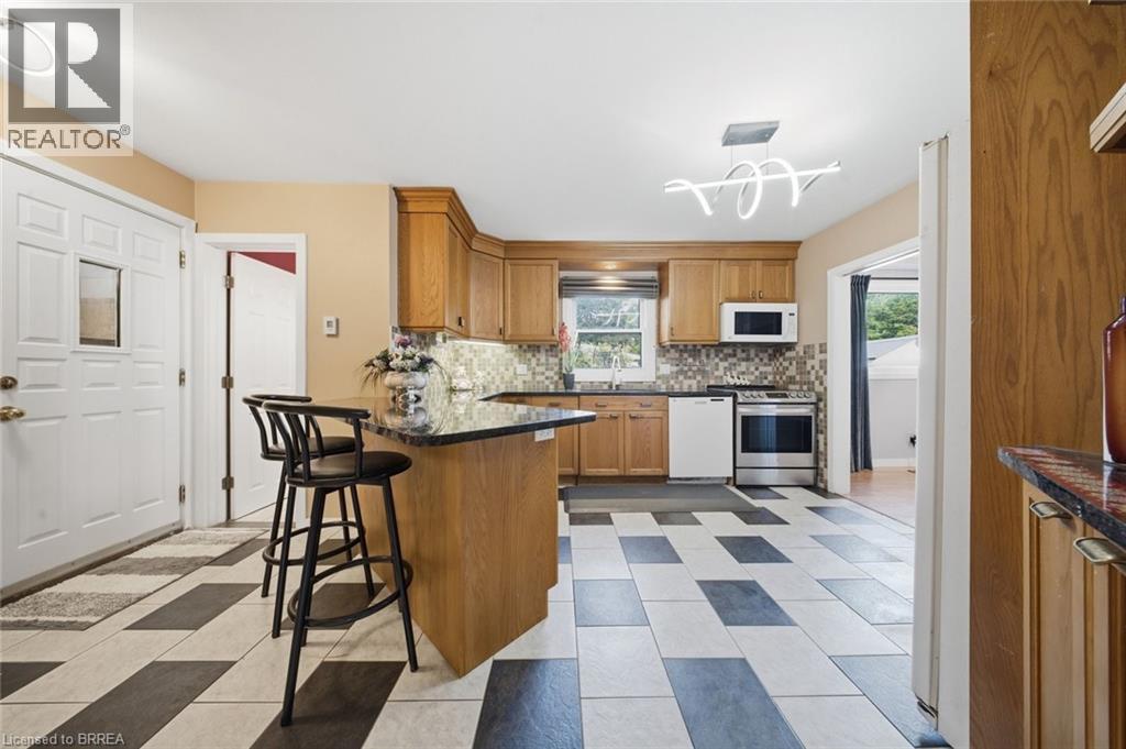 106 MEMORIAL Drive - 10
